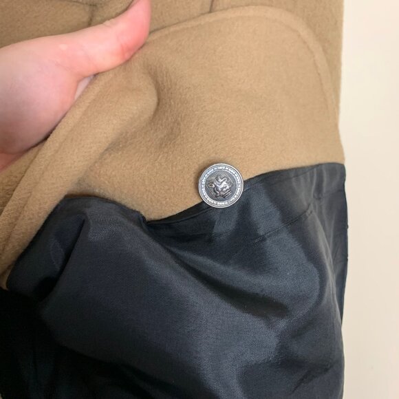 Flawed Anne Klein II Camel Coat Wool Black Velvet Collar Button Up Womens Size 6 - Picture 6 of 14